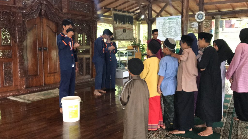 MIMHa Peduli Anak Yatim 