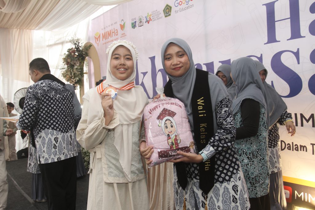 MI/SD swasta di Bandung Timur