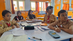 Sekolah Islam SMP Informatika MIMHa Persiapkan Siswa Berprestasi Untuk OMI/KSM Tahun 2025