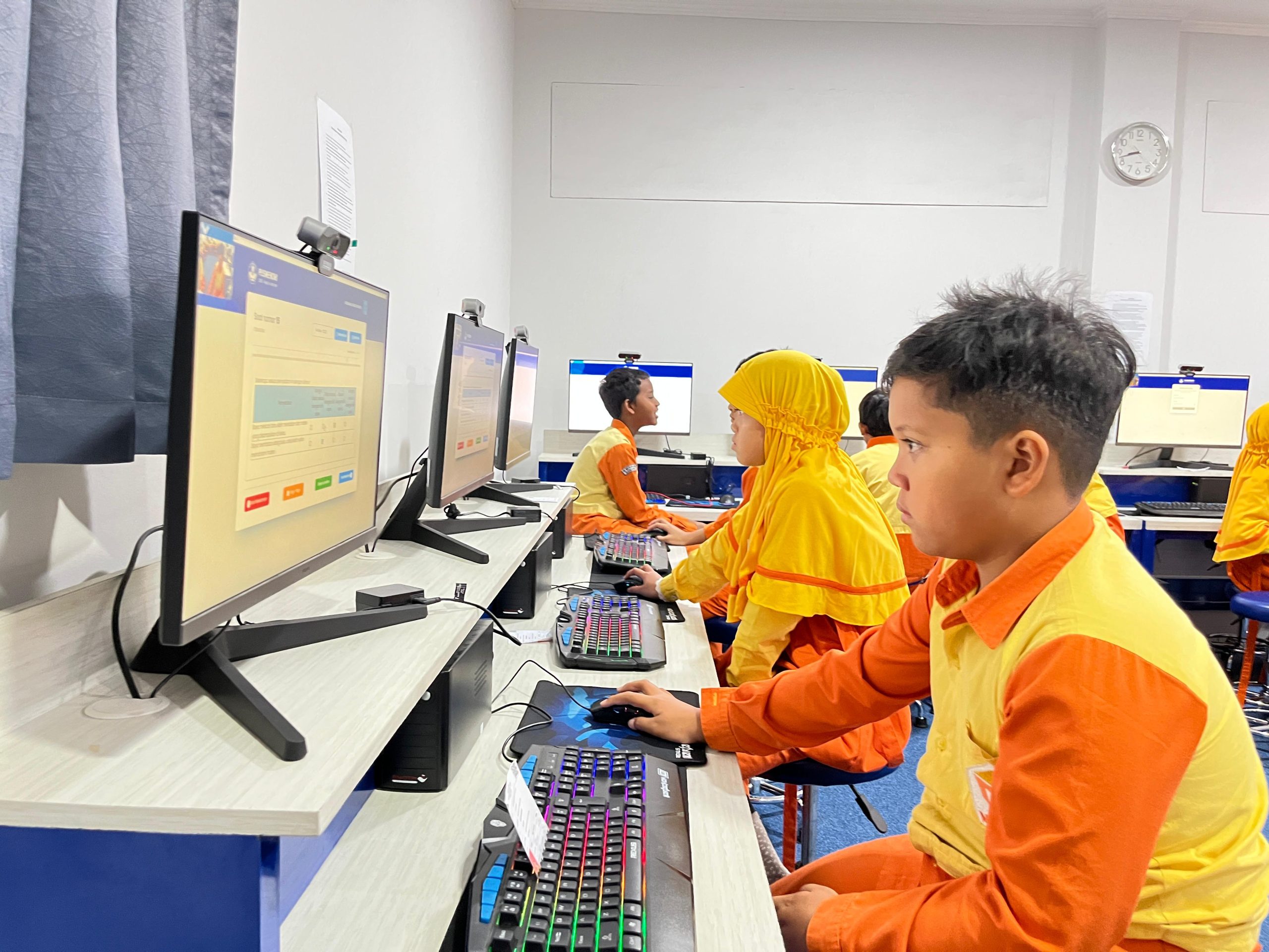 Asesmen Nasional sekolah SD/MI Islam MIMHa di Bandung
