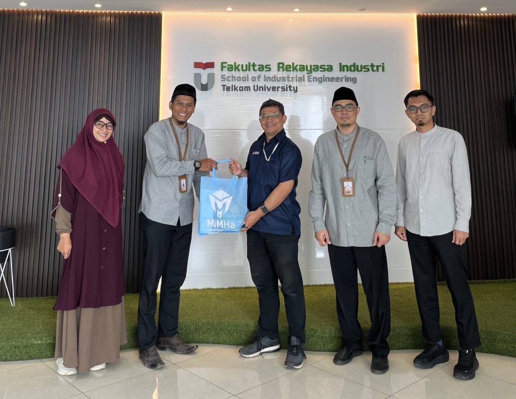 Audiensi MIMHa Tsanawiyah Informatika dengan Program Studi Sistem Informasi Telkom University.